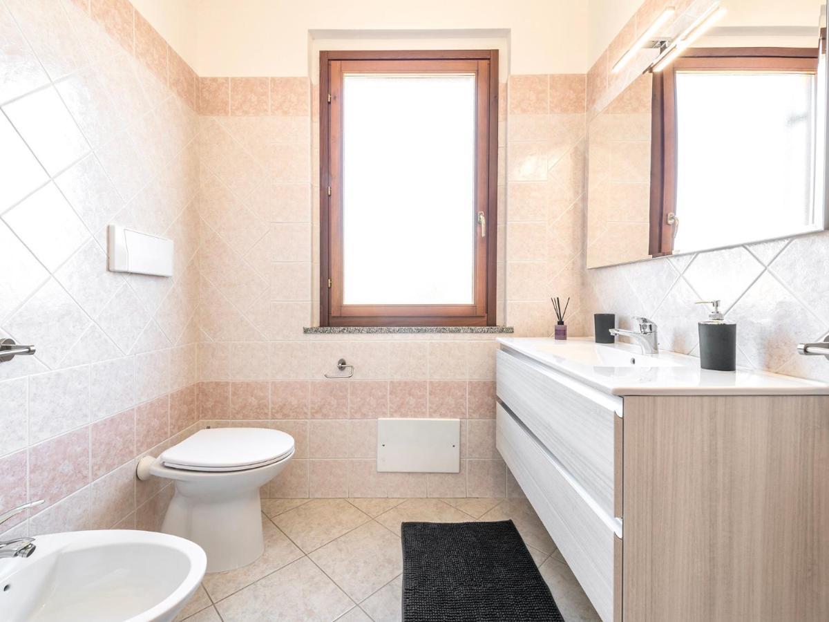 プーラ A Casa Di Lucaヴィラ エクステリア 写真