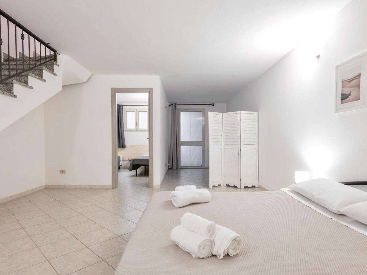 プーラ A Casa Di Lucaヴィラ エクステリア 写真