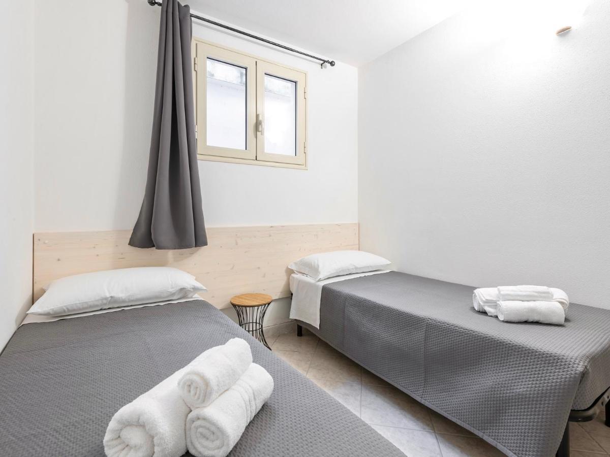 プーラ A Casa Di Lucaヴィラ エクステリア 写真
